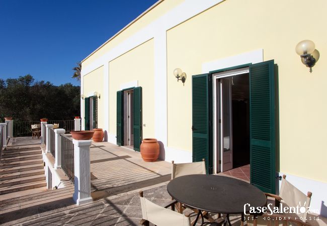 Casa a Santa Cesarea Terme - Villa vista mare spiaggia Porto Miggiano 4 camere 3 bagni m300