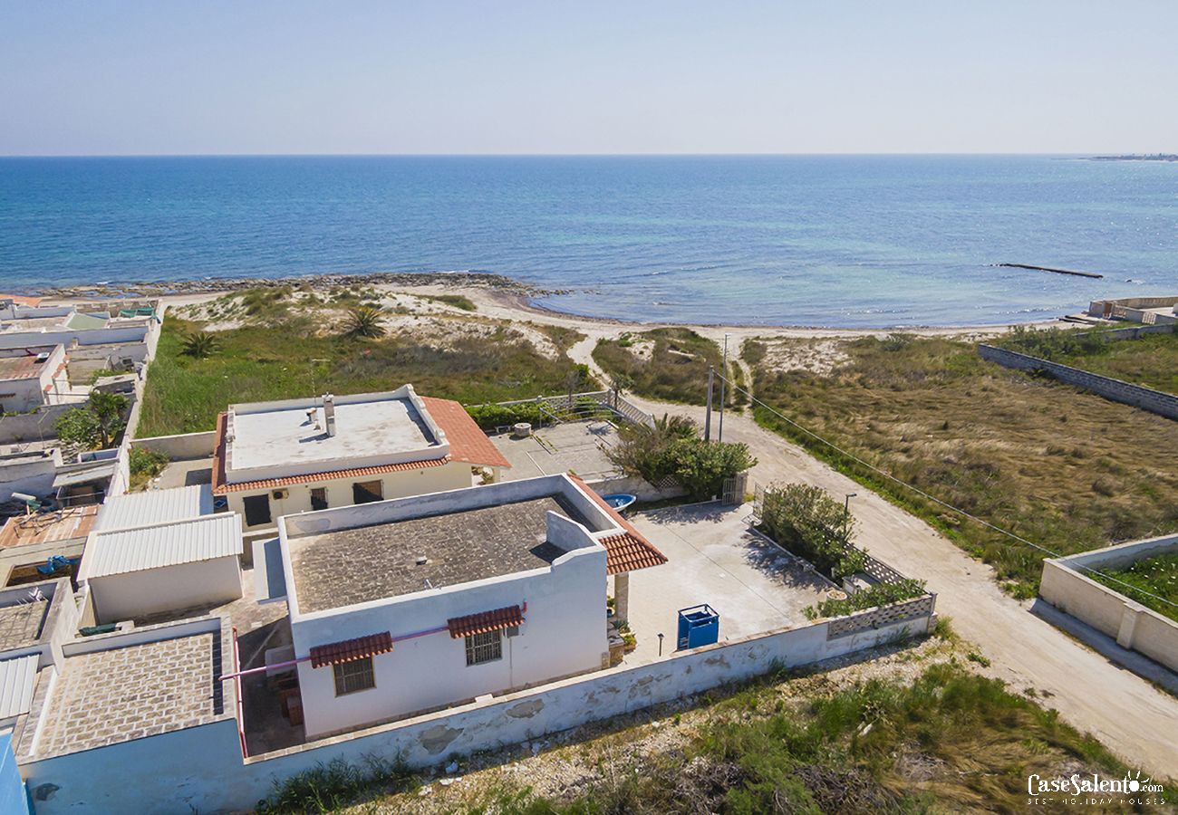 Casa a Spiaggiabella - Villetta a Torre Rinalda, 20m dalla spiaggia, posto auto m712