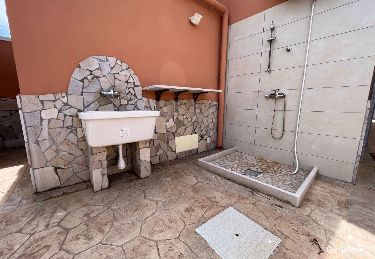Casa a Spiaggiabella - Villetta spiaggia giardino 2 camere e bagno m725