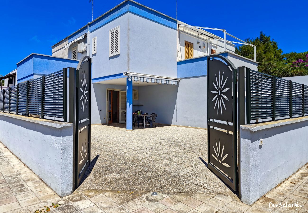 Casa a Torre dell´Orso - Villetta con 2 bagni in località con spiaggia m194