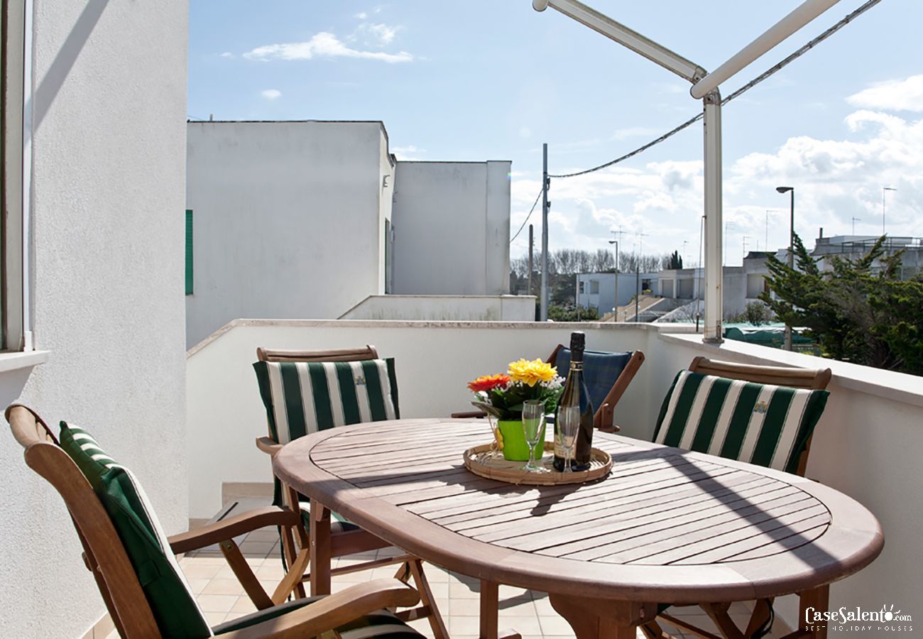 Wohnung in Torre dell´Orso - Wohnung mit Terrasse ganz in der Nähe von Strand  Torre Dell'Orso m111