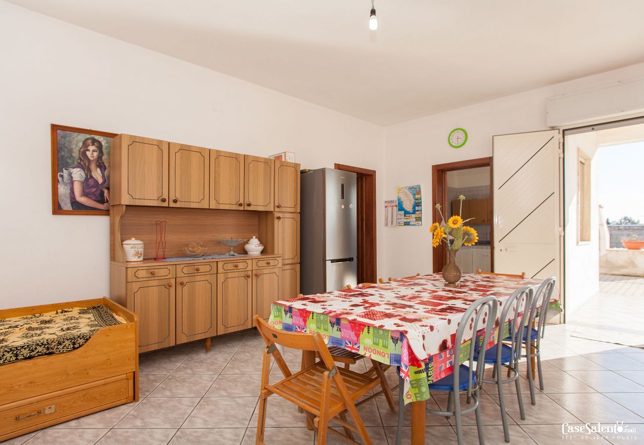 Ferienhaus in Torre Lapillo - Haus in Torre Lapillo für bis zu 12 Personen mit 3 Bädern, m159