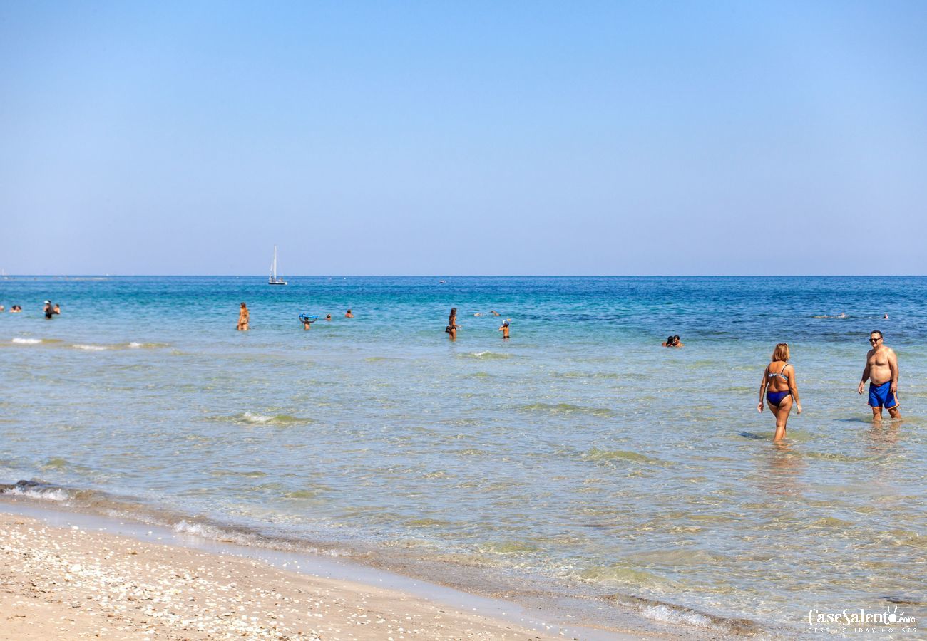Ferienwohnung in Spiaggiabella - Preiswerte Zweizimmerwohnung am feinen Sandstrand bei Lecce m722