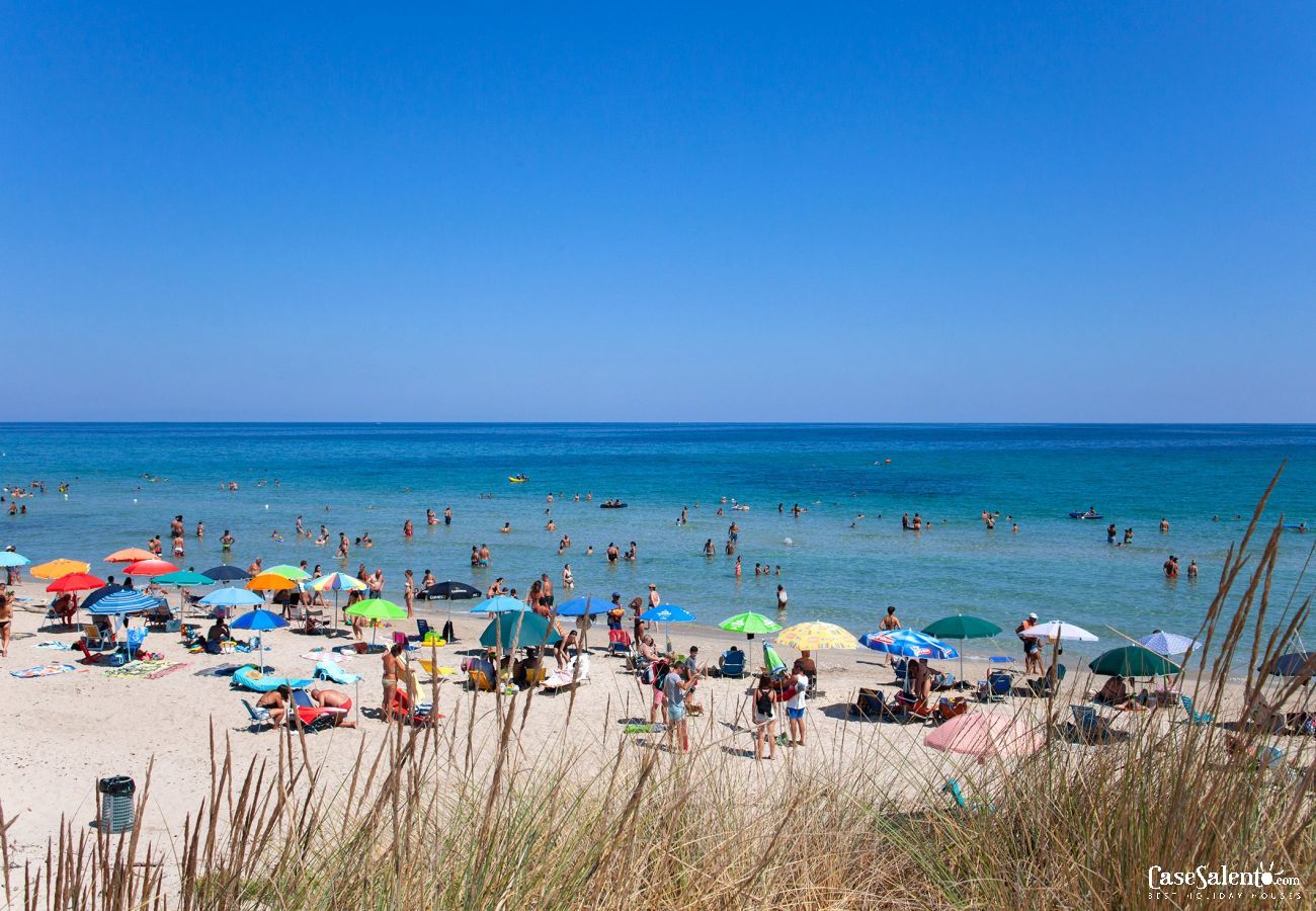 Ferienwohnung in Spiaggiabella - Preiswerte Zweizimmerwohnung am feinen Sandstrand bei Lecce m722