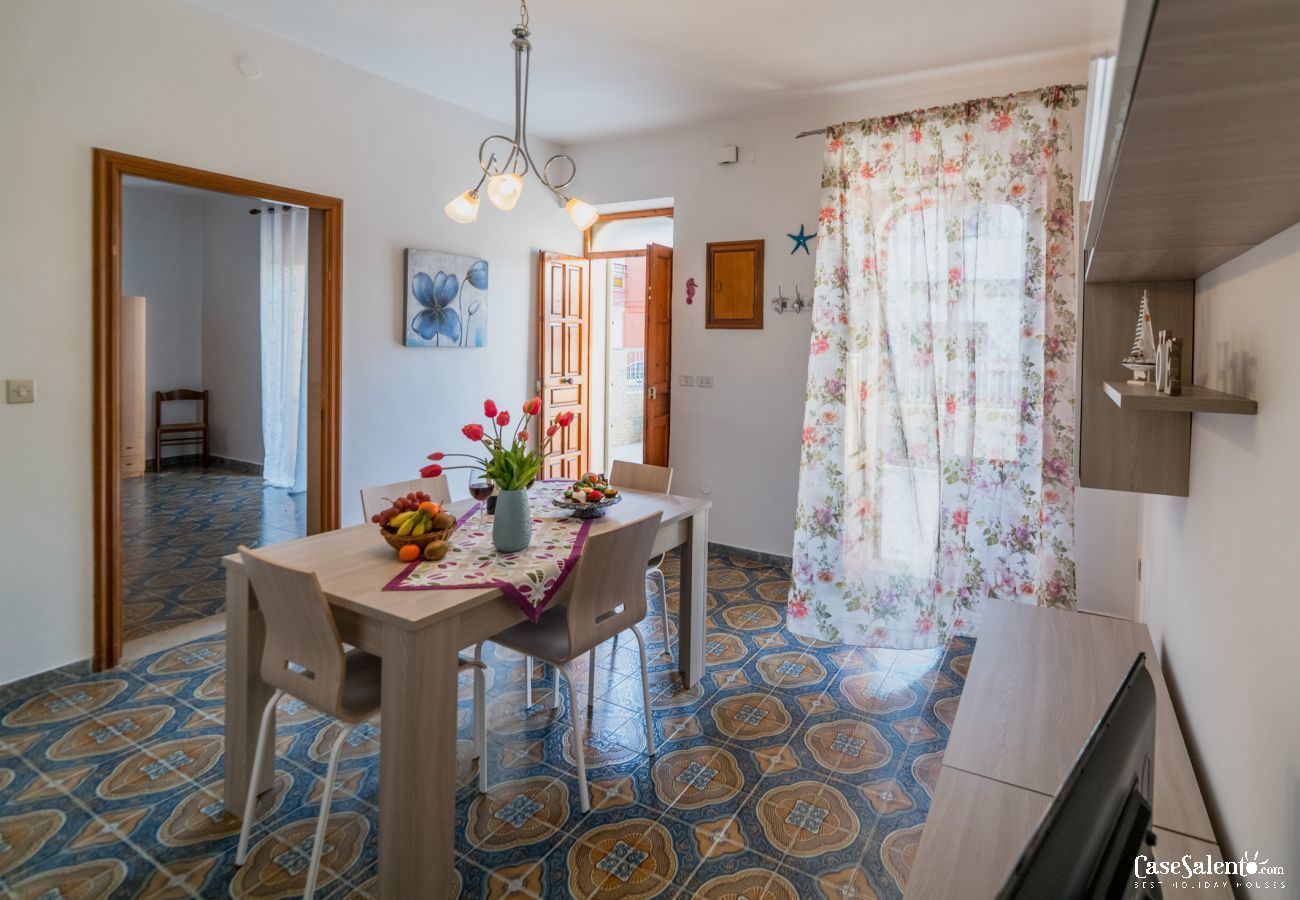 Ferienwohnung in Porto Cesareo - Wohnung mit Innenhöfen und Parkplatz, in Gehweite von Strand und Dienstleistungen m507