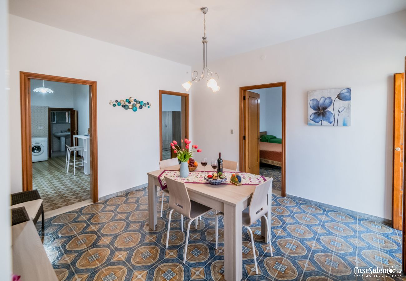 Ferienwohnung in Porto Cesareo - Wohnung mit Innenhöfen und Parkplatz, in Gehweite von Strand und Dienstleistungen m507