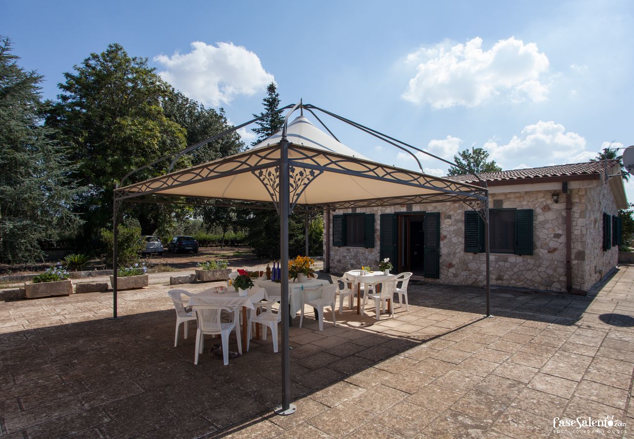 Haus in Corigliano d´Otranto - Wohnung in Landhaus mit Pool, 2 Schlafzimmer, für Urlaub in Apulien m540