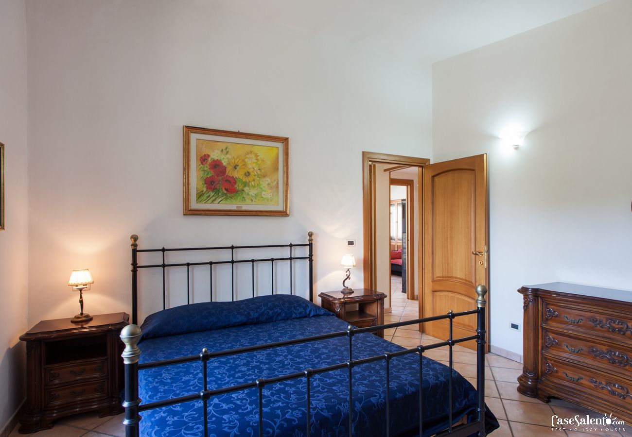 Haus in Corigliano d´Otranto - Wohnung in Landhaus mit Pool, 2 Schlafzimmer, für Urlaub in Apulien m540