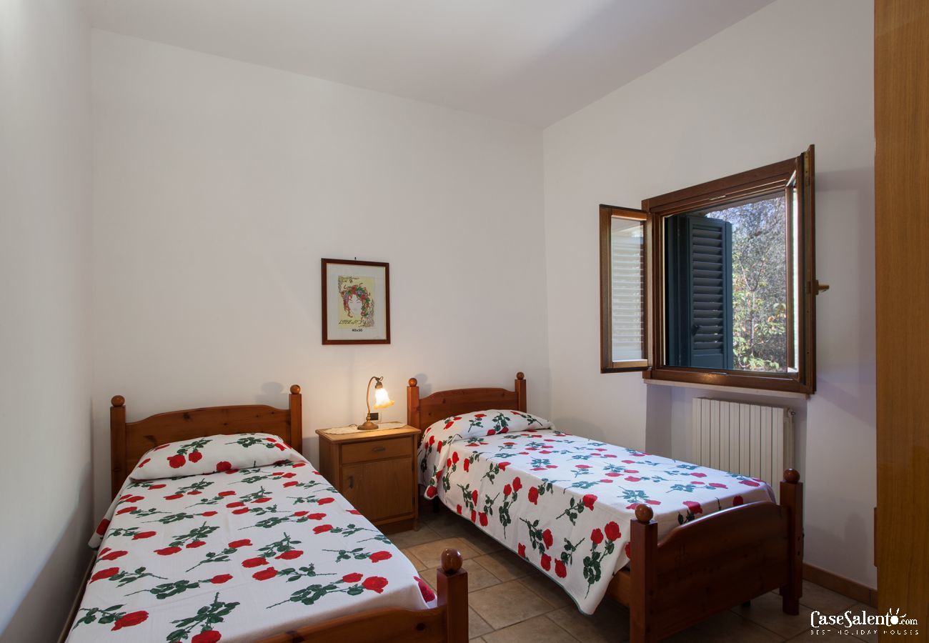 Ferienhaus in Corigliano d´Otranto - 3-Zimmer-Wohnung in typischem Landhaus mit Pool m541