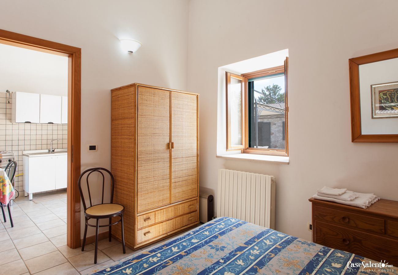 Wohnung in Corigliano d´Otranto - Zwei-Zimmer-Wohnung in Villa mit Pool in der Landschaft Apulien m542