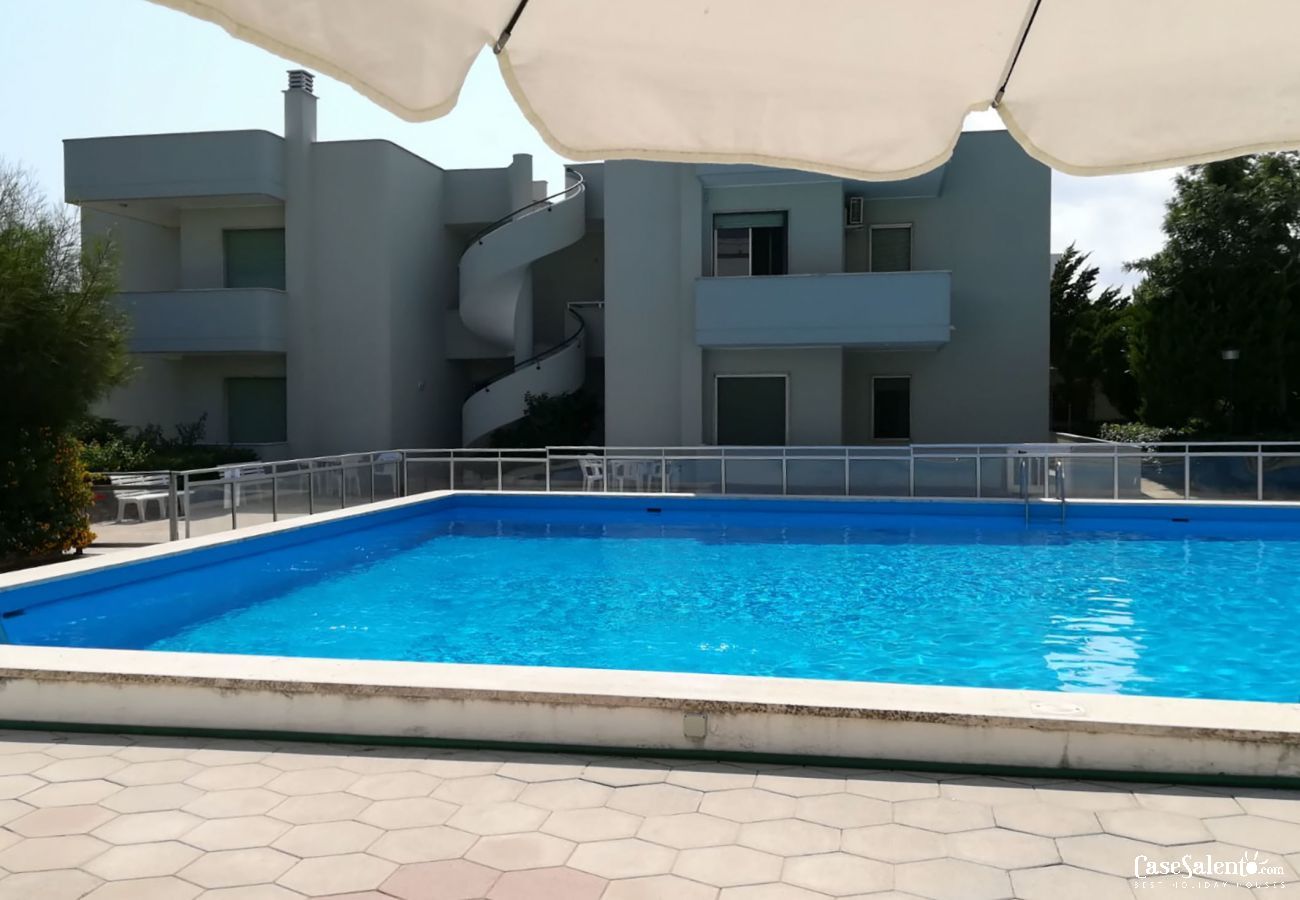 Ferienwohnung in Torre dell´Orso - Wohnung in Strandnähe mit Pool in Ferienanlage Torre Dell'Orso  m135