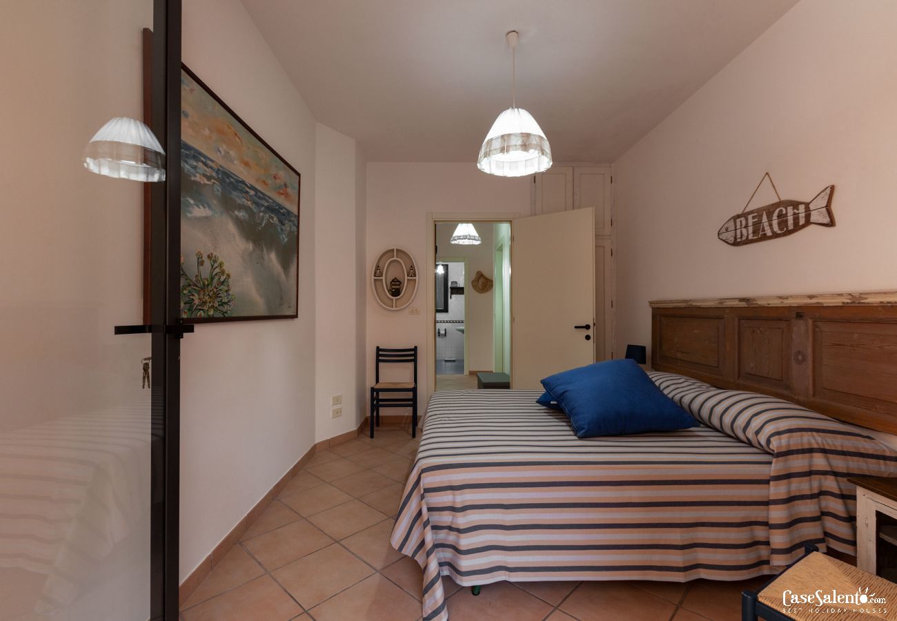 Haus in Torre dell´Orso - Ferienhaus in Torre dell' Orso, in der Nähe von Strand und Zentrum, Privatparkplätze, m222