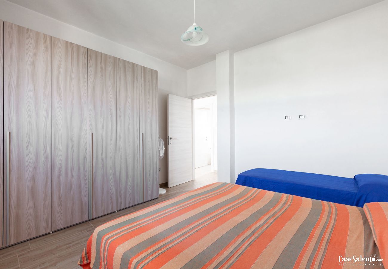 Wohnung in San Pietro in Bevagna - Wohnung mit Meerblick in der Nähe von Sandstrand am Ionischen Meer m273
