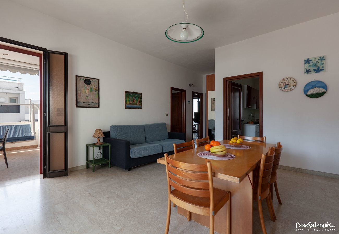 Ferienwohnung in San Foca - Wohnung in der Nähe von Meer und Zentrum, Parkplatz und AC, m127