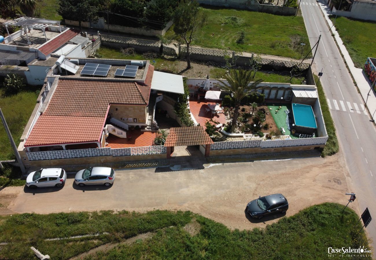 Ferienhaus in Porto Cesareo - Ferienhaus, Strand Bacino Grande Klimaanlage, WiFi m225