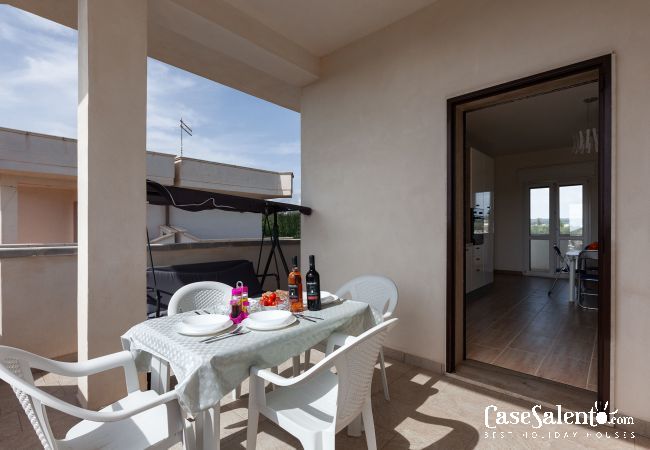 Apartment in San Pietro in Bevagna - Sea view apartment near Ionian beach within walking distance, m274