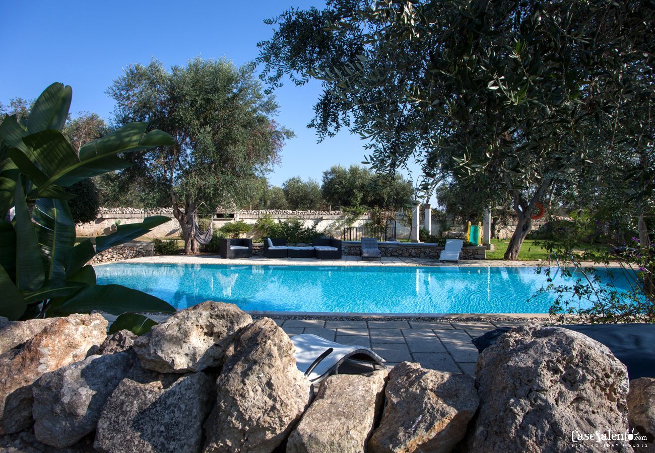 Villa in Carpignano Salentino - Exclusive masseria in Apulia with pool, jacuzzi, pajare, trulli m595