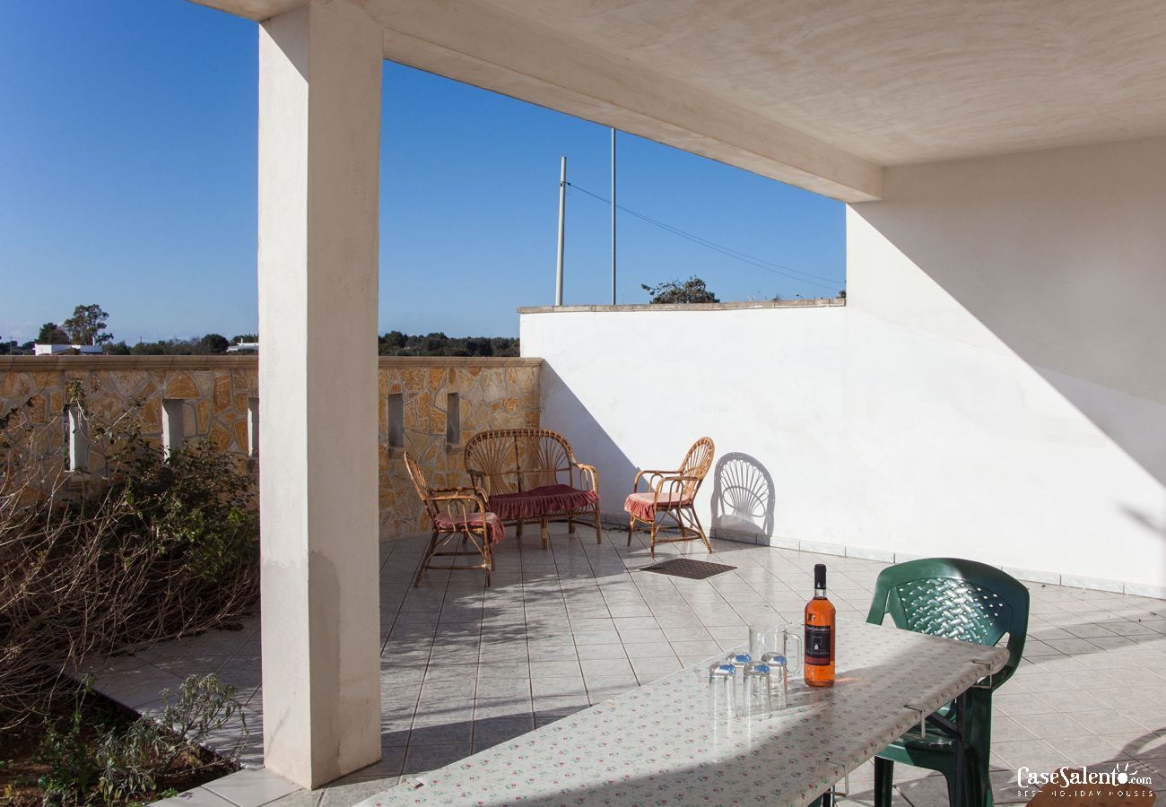 House in Torre Lapillo - Holiday house in Torre Lapillo with 3 bathrooms,  6 to 12 guests m159