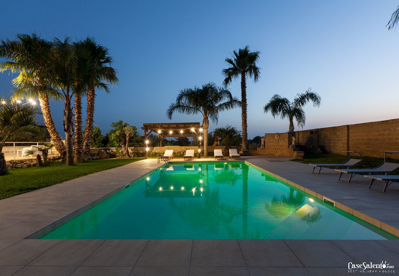 Villa in Ugento - Large villa with private pool, 5 bedrooms, 5 bathrooms, Ionian coast Torre San Giovanni, Lido Marini m780