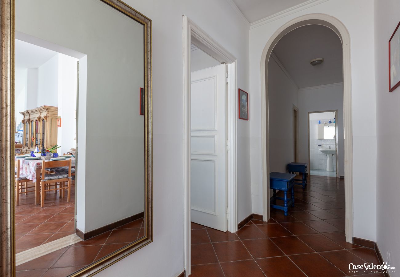House in Sant'Isidoro - Beachfront vacation villa next to sandy Ionian coast m525