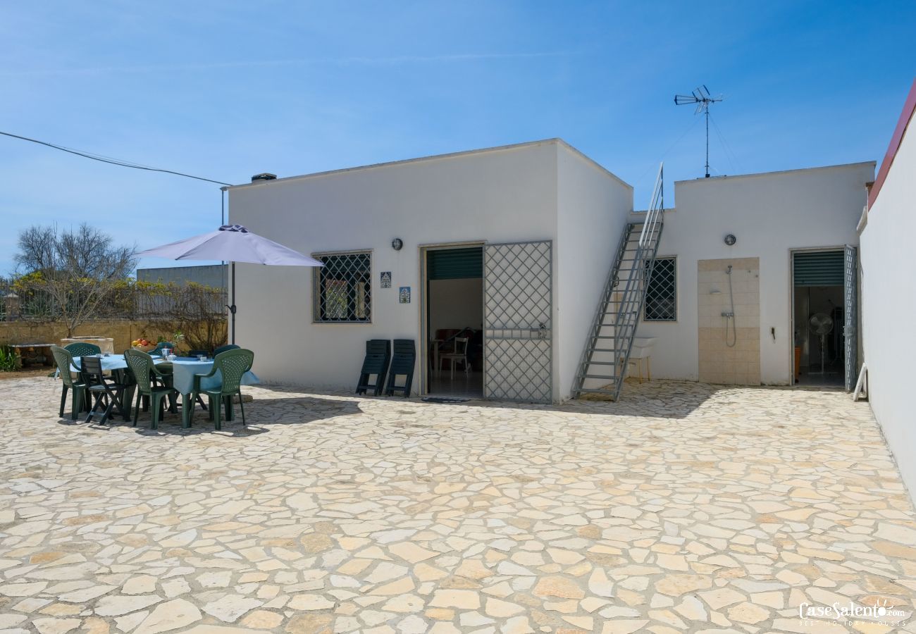 House in Torre Squillace - Casa vicino spiaggia sabbia e costa rocciosa m519 