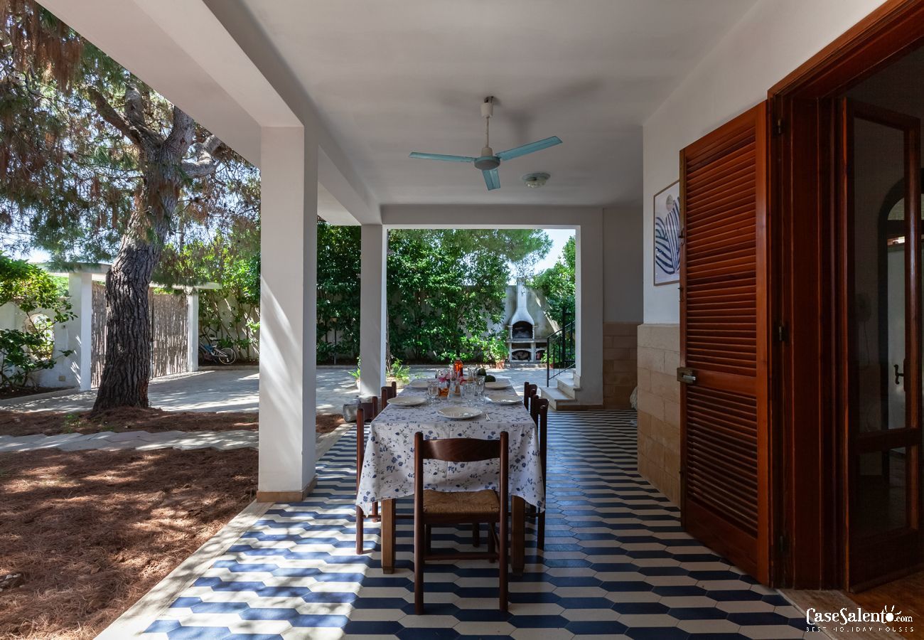 House in Spiaggiabella - Villa near sandy beach 4 bedrooms Lecce m700 