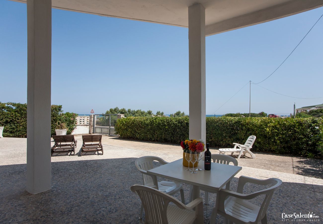 Maison à San Foca - Villa avec vue sur la mer, plage de Torre Specchia Ruggeri m552