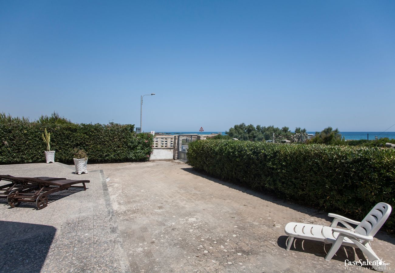 Maison à San Foca - Villa avec vue sur la mer, plage de Torre Specchia Ruggeri m552