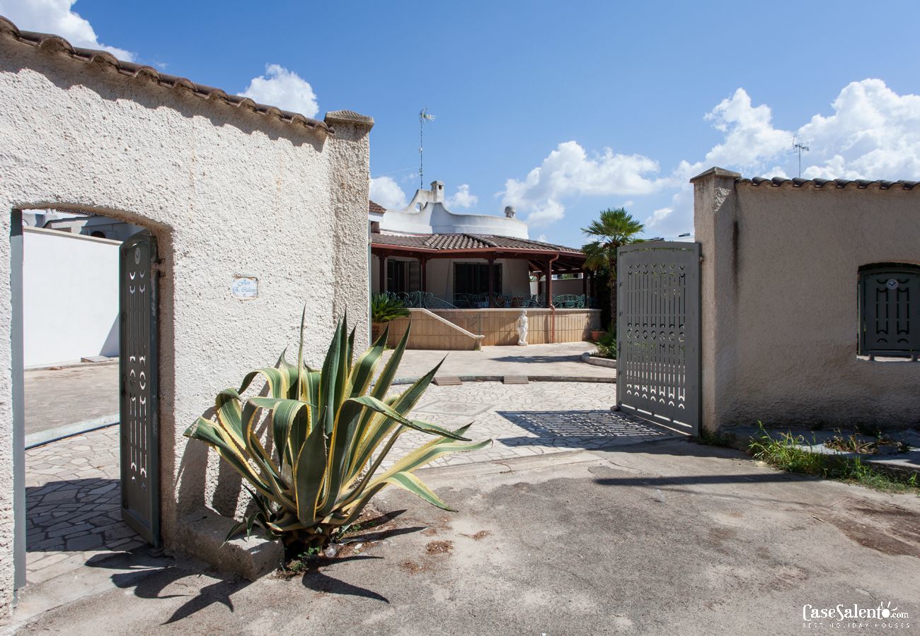 Maison à Sant'Isidoro - Villa de vacances avec vue sur la mer, à 50 m de la  plage de Sant'Isidoro m524