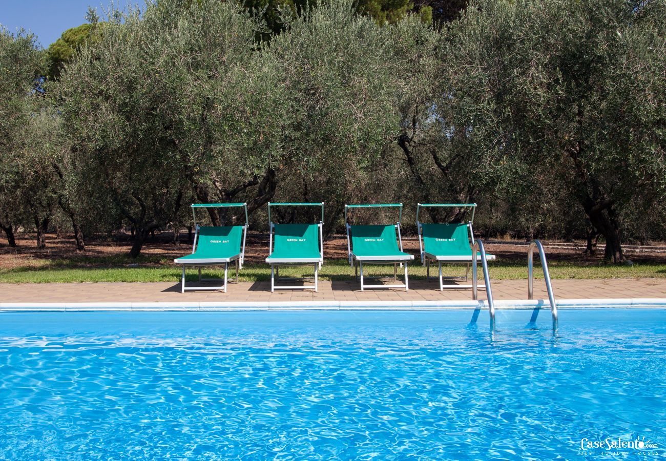Maison à Corigliano d´Otranto - Appartement 3 chambres dans villa de campagne avec piscine m541