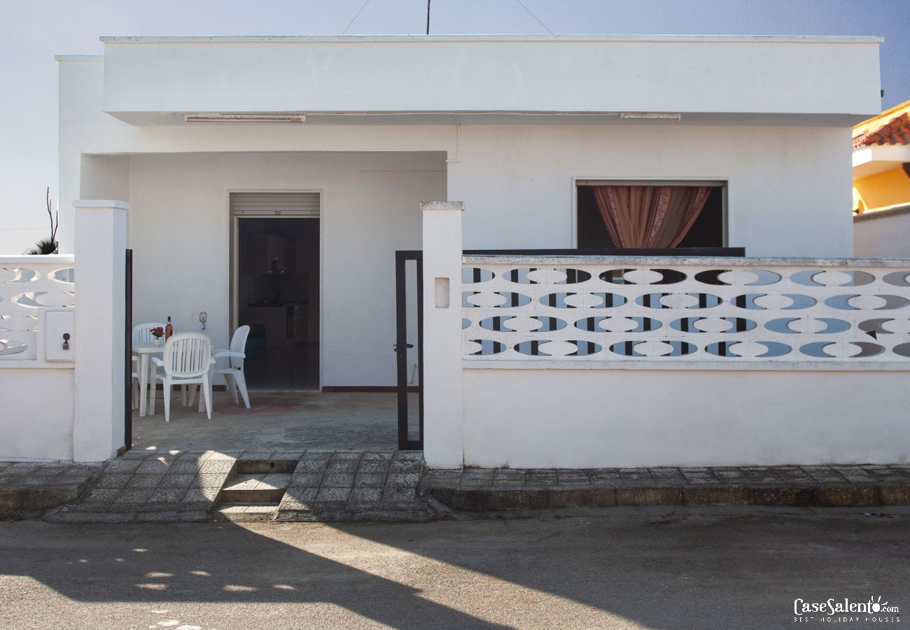 Maison à Porto Cesareo - Maison 3 chambres sur la plage de Punta Grossa, entre Punta Prosciutto et Torre Lapillo m244