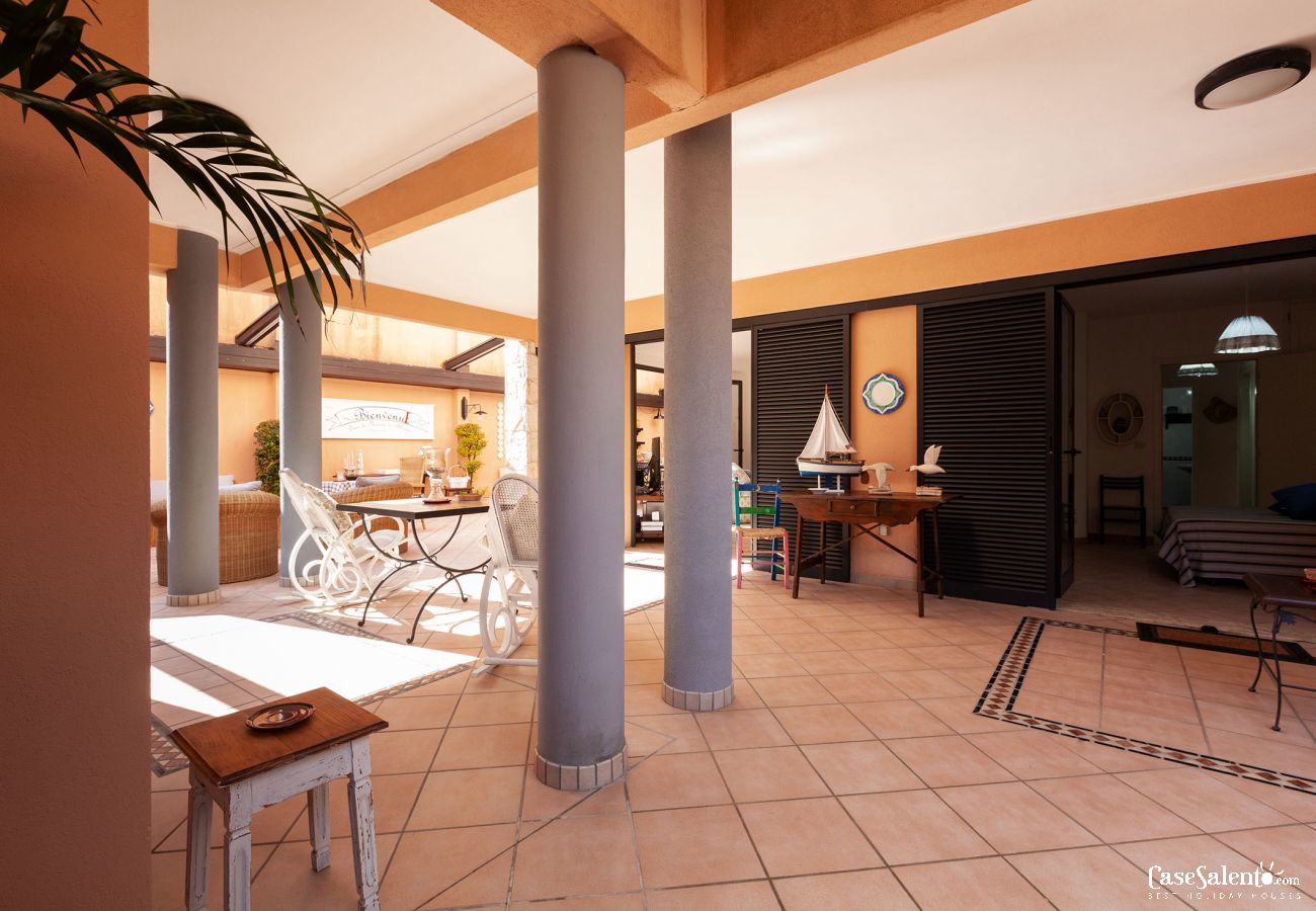 Maison à Torre dell´Orso - Maison de vacances à Torre dell' Orso, près de la plage et du centre, places de parking privées, m222