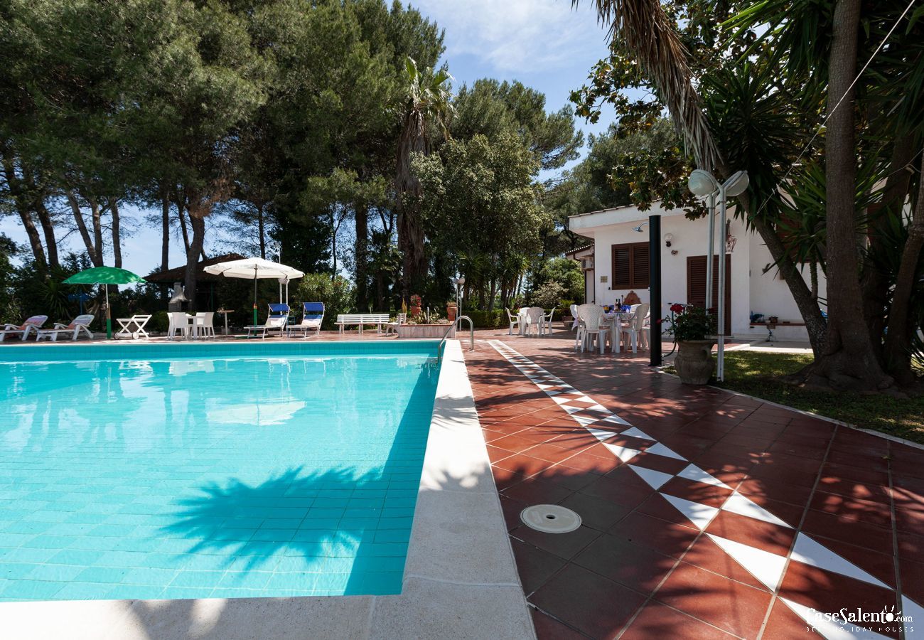 Villa à Oria - Villa avec grande piscine et beau jardin, 4 chambres, 3 salles de bain, m215