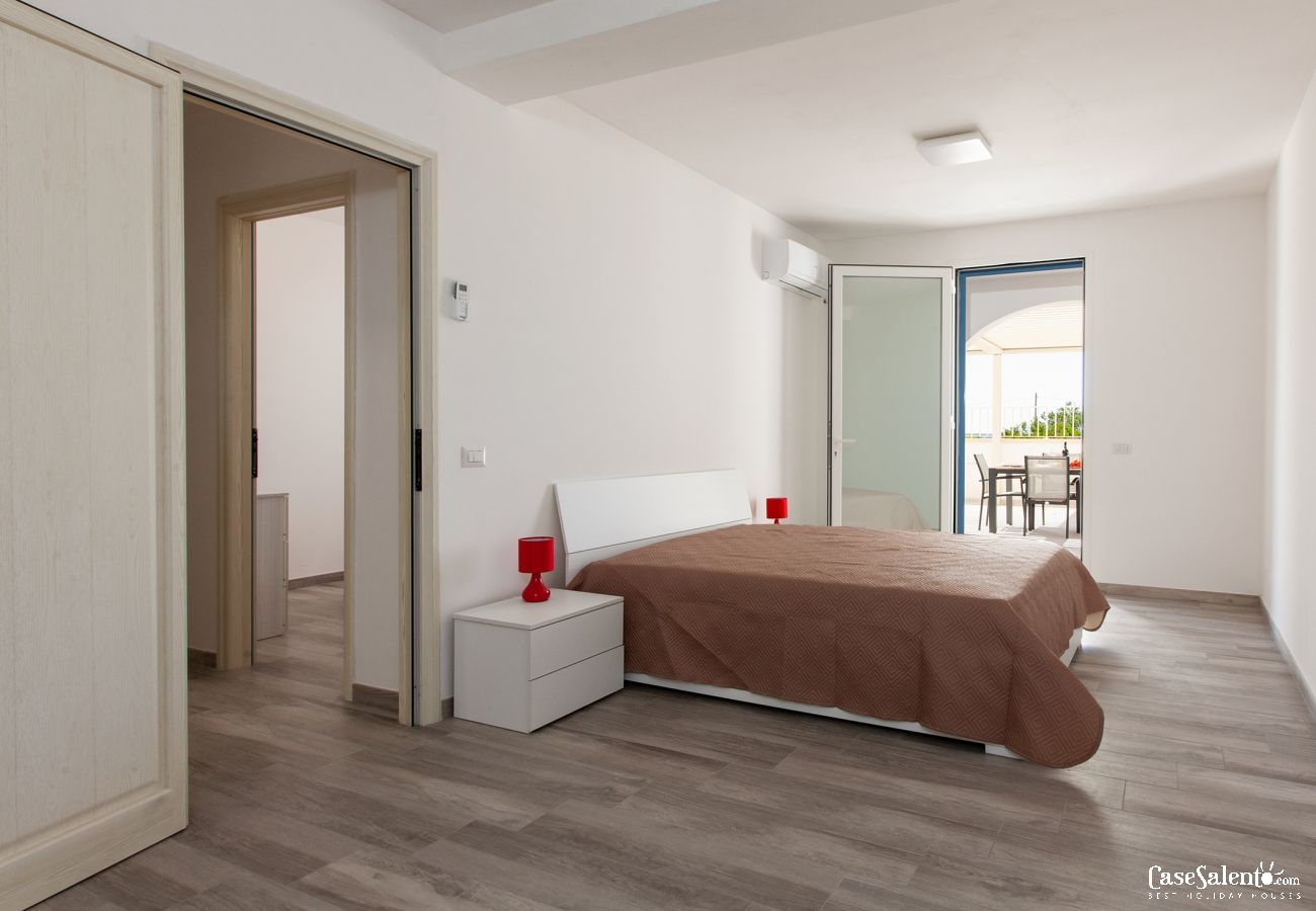 Appartement à Pescoluse - Appartement avec terrasse, vue sur la mer sur la plage de Pescoluse m611