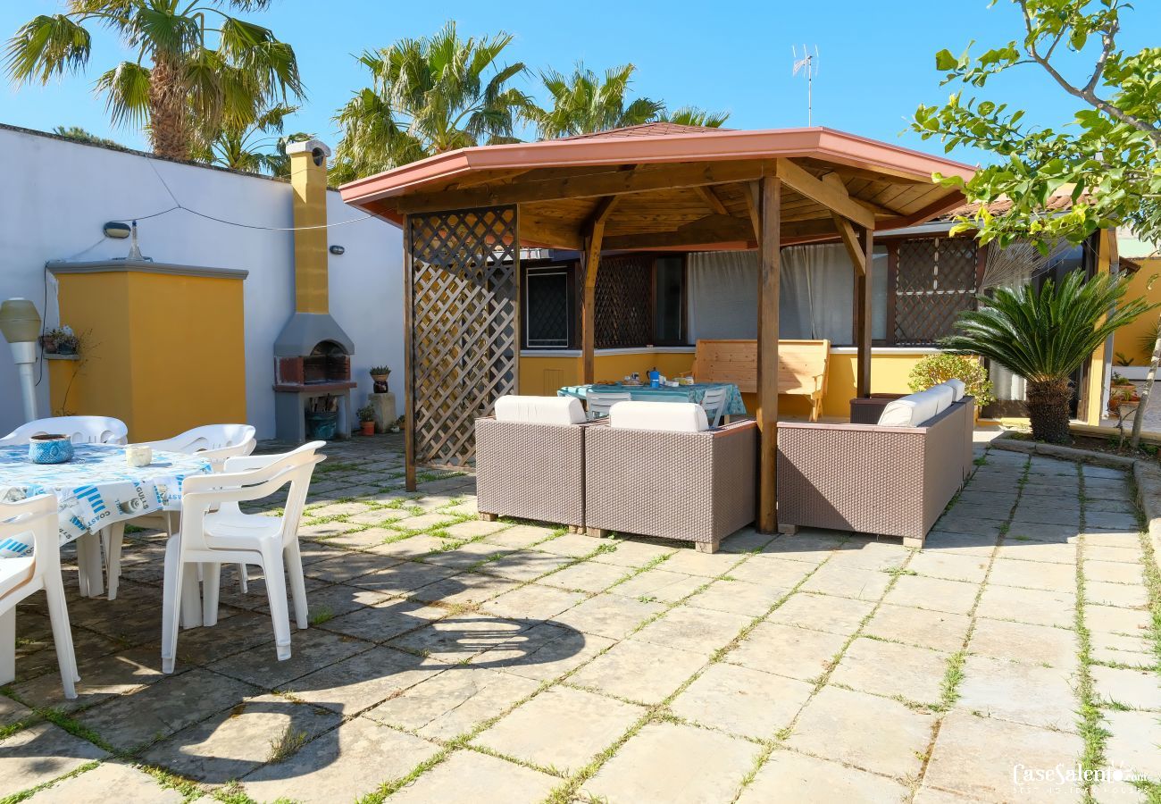 Villa à Torre dell´Orso - Maison piscine côte adriatique 3 ch. 3 sdb m133