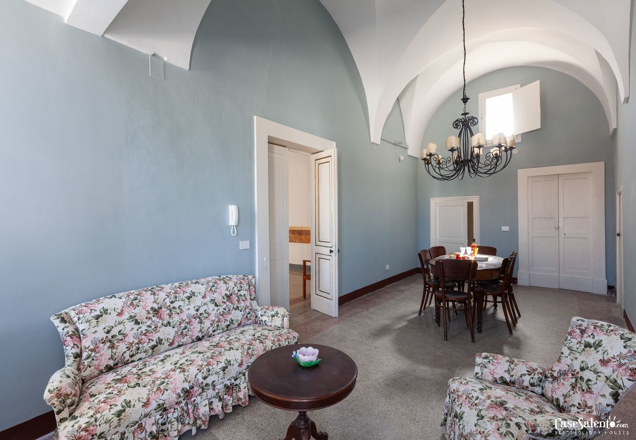Villa à Corigliano d´Otranto - Palazzo historique avec piscine dans la vieille ville m600