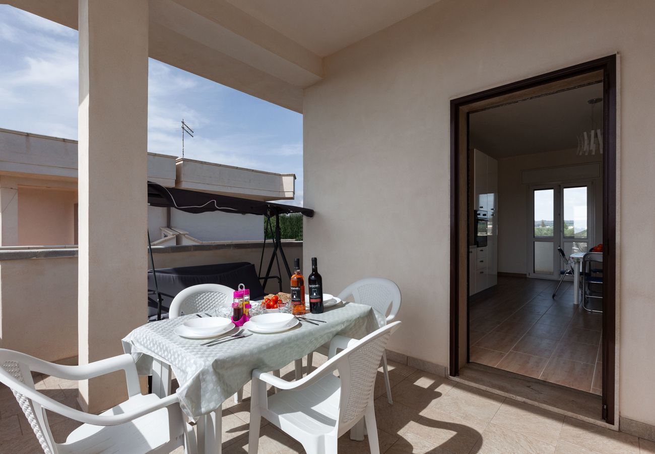 Appartement à San Pietro in Bevagna - Appartement avec vue sur la mer près de la plage Ionienne à distance de marche v274