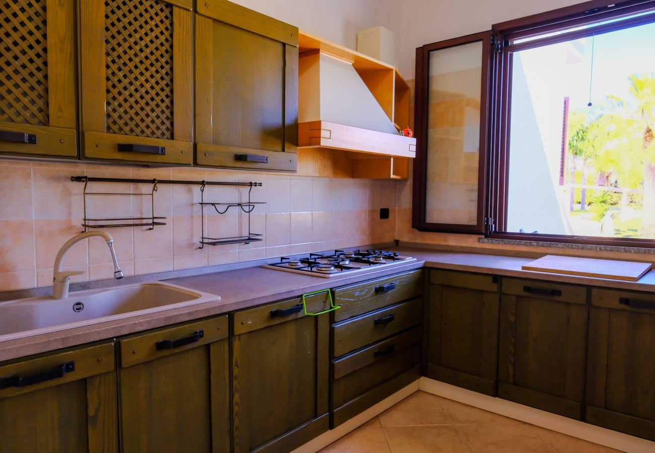 villa à Carpignano Salentino - Opportunité immobilière : villa panoramique exceptionnelle 6 chambres, 4 salles de bains